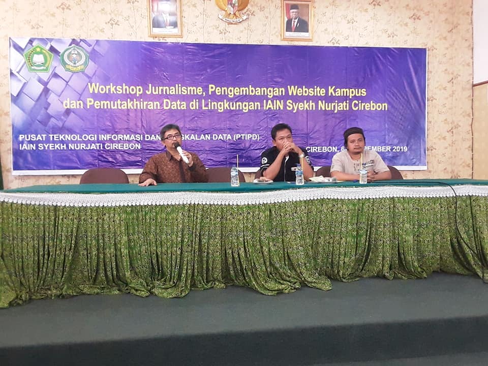 Workshop Jurnalisme dan Pengembangan Website di Lingkungan IAIN Syekh Nurjati Cirebon